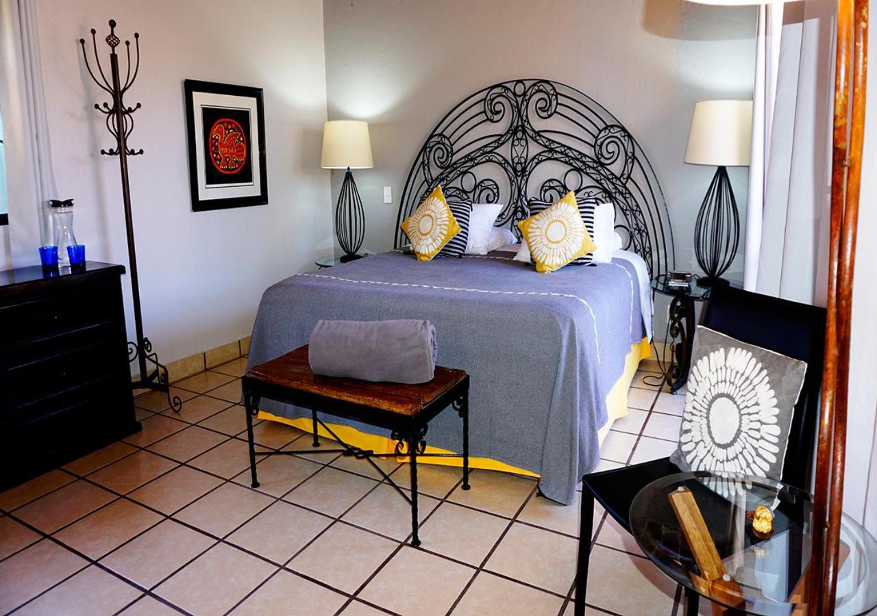 Casa Del Sol Inn Ajijic Kültér fotó