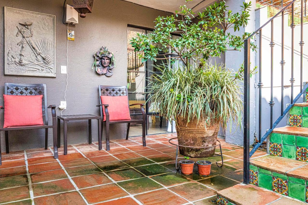 Casa Del Sol Inn Ajijic Kültér fotó