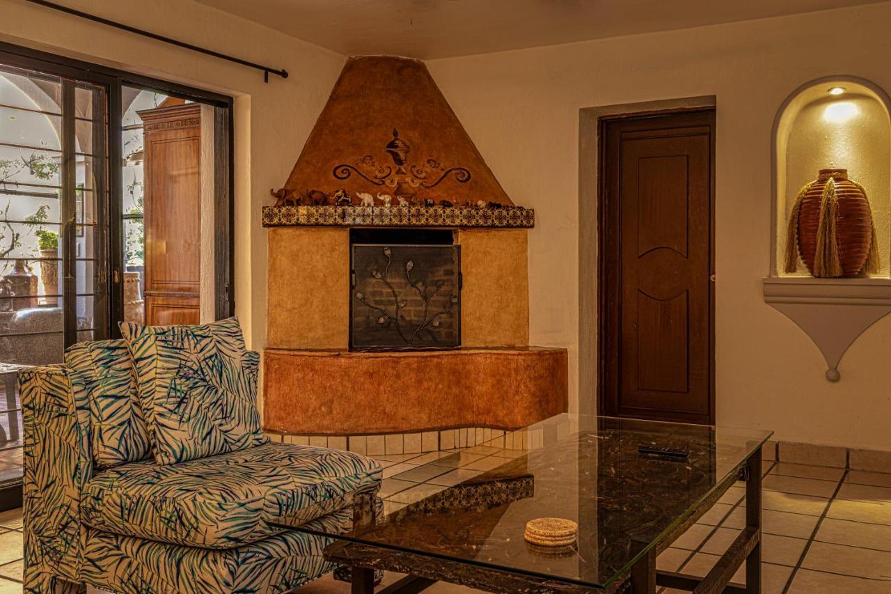 Casa Del Sol Inn Ajijic Kültér fotó