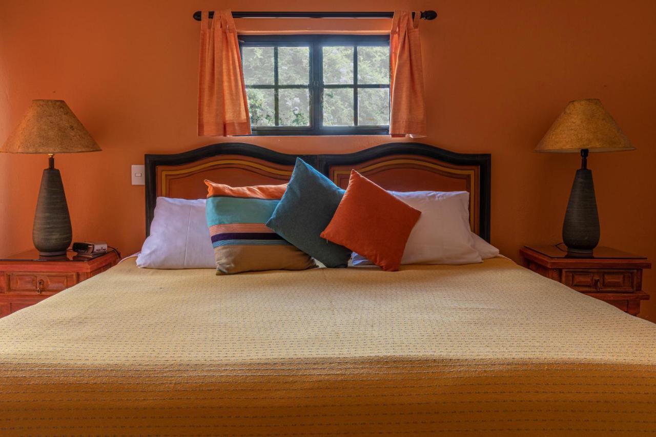 Casa Del Sol Inn Ajijic Kültér fotó